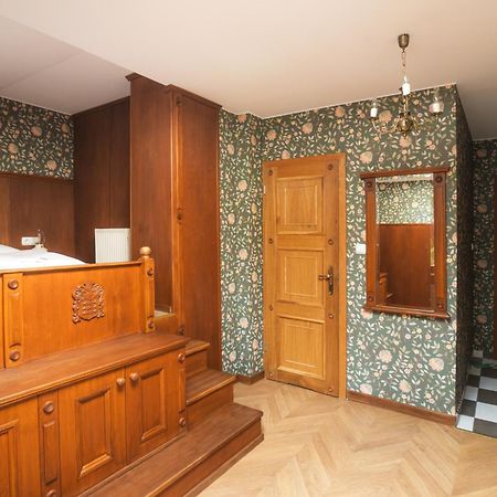 Palac Srodka Chrzypsko Wielkie Esterno foto
